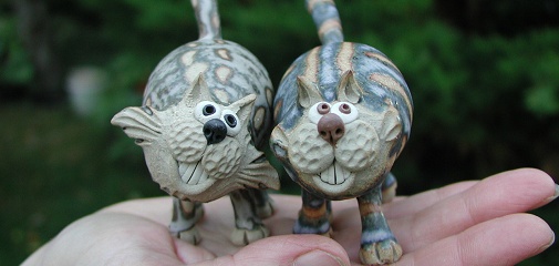  miniature pottery cats 