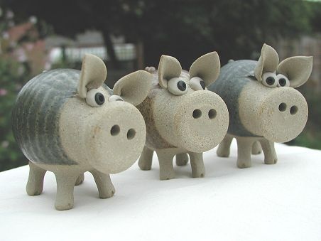  pottery pigs 